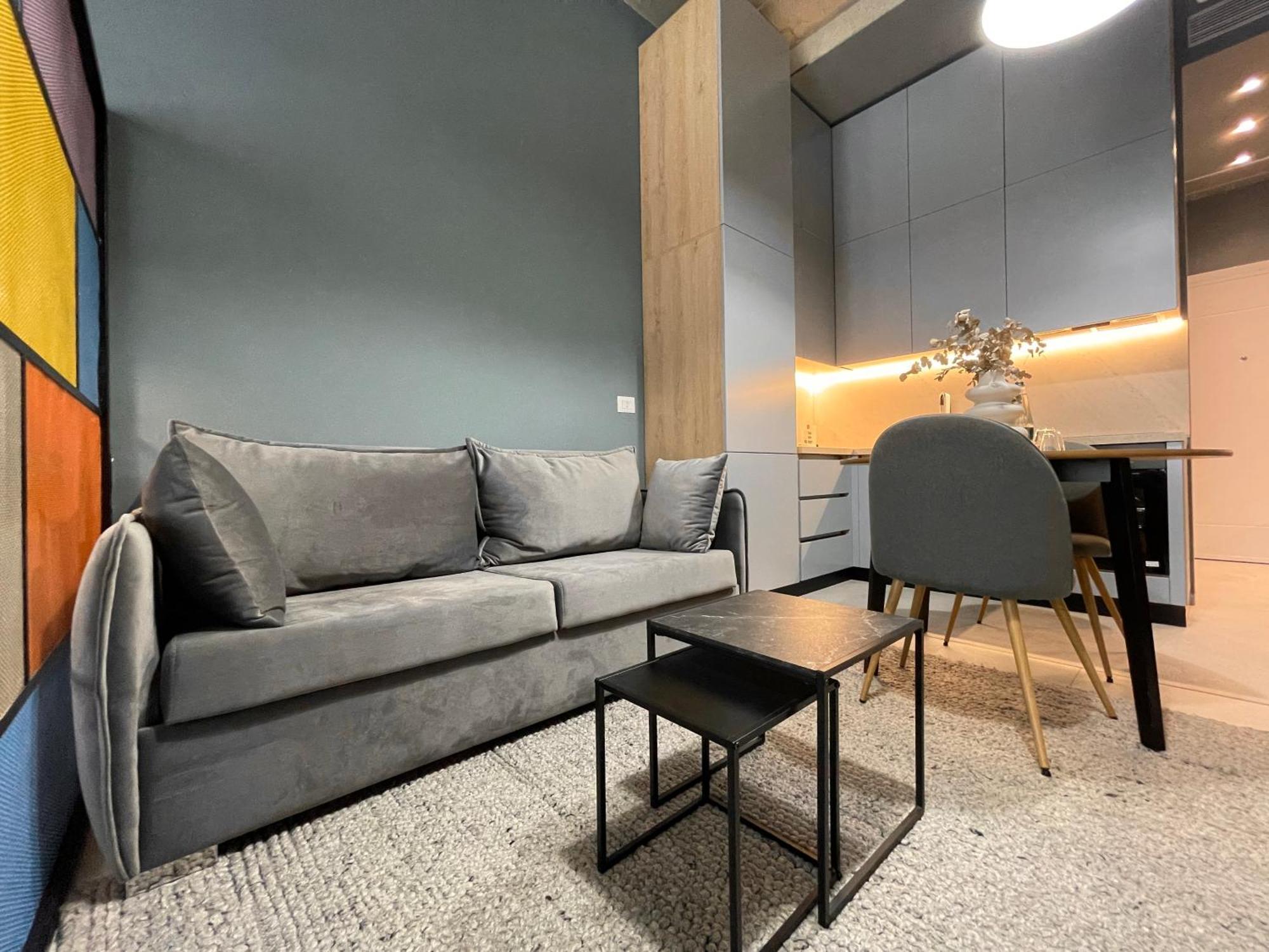 Ambassador Skyline Apartments Tirana Eksteriør billede